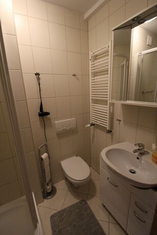 Imagen general del Hotel Apartament - Żeromskiego 5. Foto 3