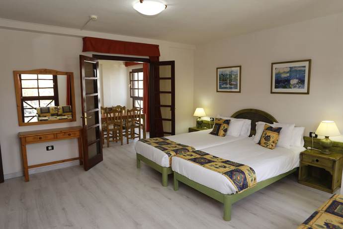 Imagen de la habitación del Hotel Apartamento Andorra, Playa de las Americas. Foto 2