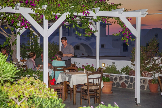 Imagen del bar/restaurante del Hotel Apartamento Anemomilos Hotel and Apartments. Foto 2