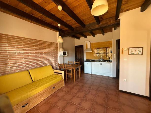 Imagen de los interiores del Hotel Apartamento Apartahotel Valle de Rodellar. Foto 16