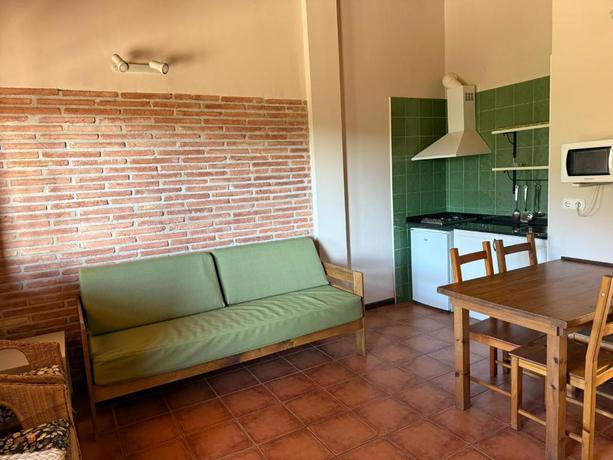 Imagen de los interiores del Hotel Apartamento Apartahotel Valle de Rodellar. Foto 18