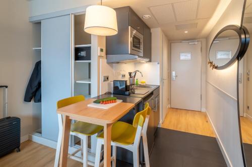 Imagen de la habitación del Hotel Apartamento Aparthotel Adagio Access Freiburg. Foto 15