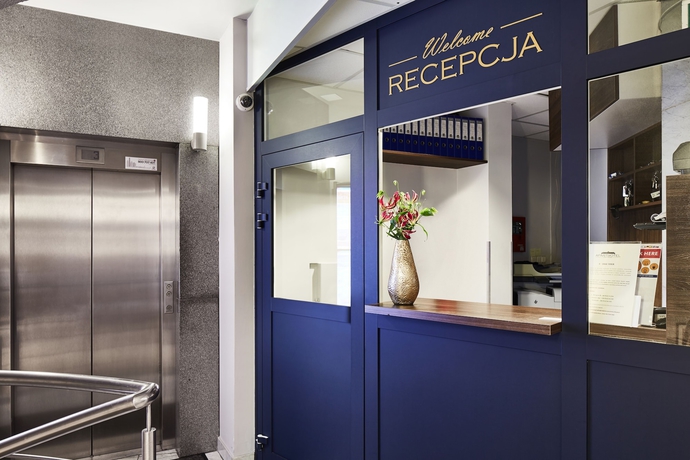 Imagen de los interiores del Hotel Apartamento Aparthotel Best Views. Foto 19