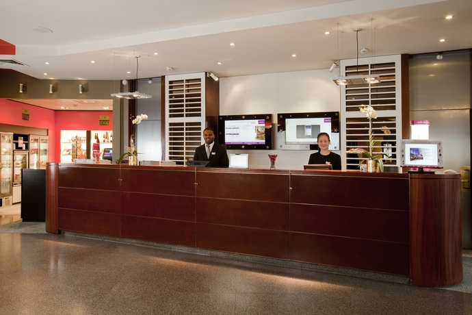 Imagen de los interiores del Hotel Apartamento Apparthotel Mercure Paris Boulogne. Foto 12