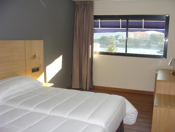 Imagen de la habitación del Hotel Apartamento Astuy ***. Foto 11