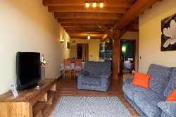 Imagen del bar/restaurante del Hotel Apartamento Atxurra. Foto 21