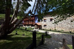 Imagen general del Hotel Apartamento Atxurra. Foto 6