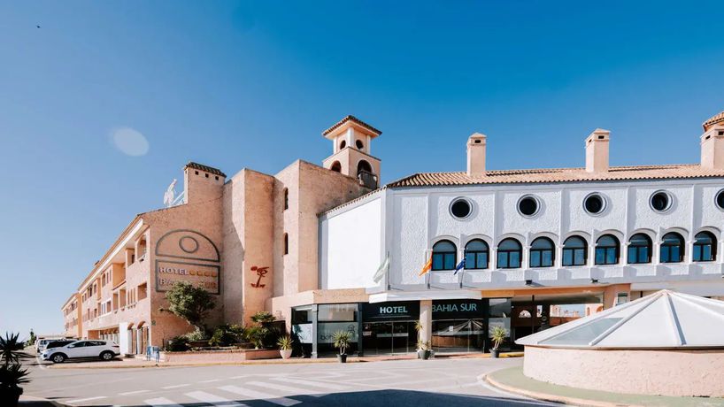 Imagen general del Hotel Apartamento Bahia Sur. Foto 10