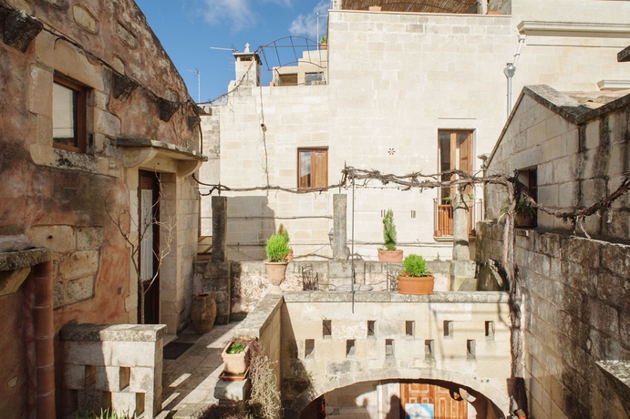 Imagen de los interiores del Hotel Apartamento Borgoterra. Foto 11