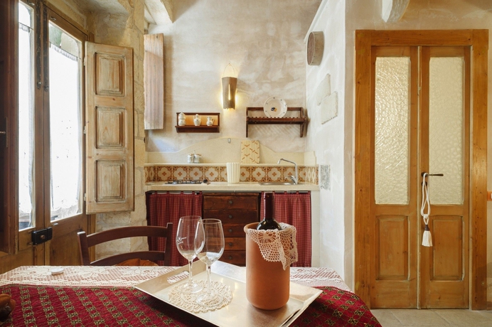 Imagen de los interiores del Hotel Apartamento Borgoterra. Foto 15