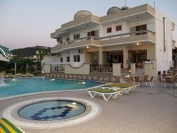 Imagen general del Hotel Apartamento Bright Star, Faliraki. Foto 1