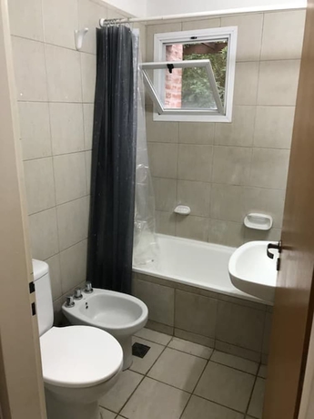 Imagen de la habitación del Hotel Apartamento En Country Pilar Visitantes. Foto 16
