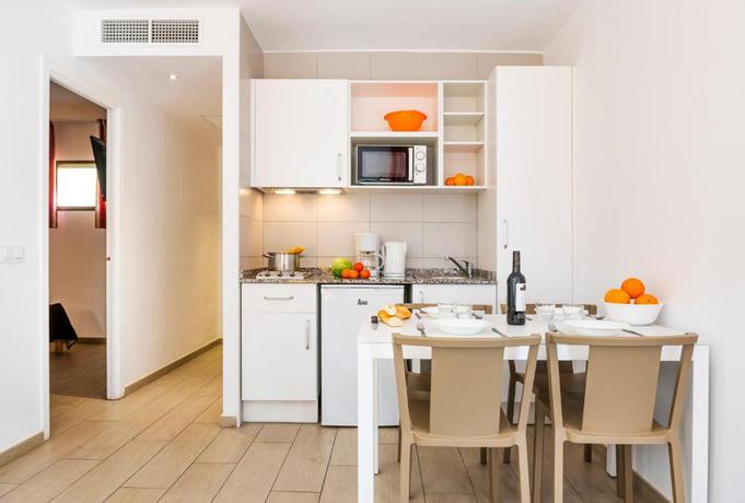 Imagen de la habitación del Hotel Apartamento Flor Los Almendros. Foto 3