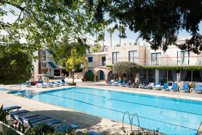 Imagen general del Hotel Apartamento Green Bungalows. Foto 3