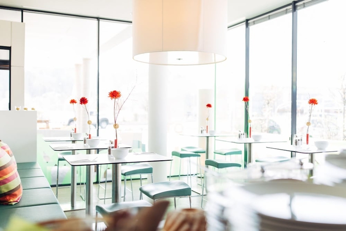 Imagen de los interiores del Hotel Apartamento Harry&rsquo;s home Hart bei Graz hotel and apartments. Foto 18