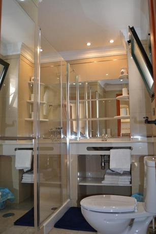 Imagen general del Hotel Apartamento Hof van Holland Carihuela. Foto 3