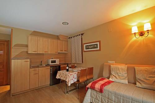 Imagen de la habitación del Hotel Apartamento Hotel El Reyno. Foto 9
