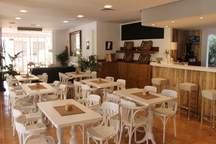 Imagen general del Hotel Apartamento Hotel Lis. Foto 6