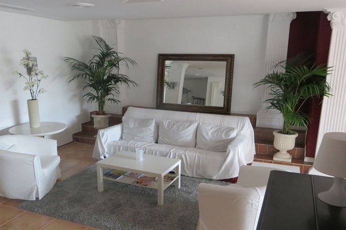 Imagen general del Hotel Apartamento Hotel Lis. Foto 9