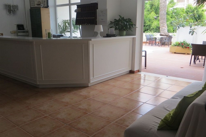 Imagen general del Hotel Apartamento Hotel Lis. Foto 11