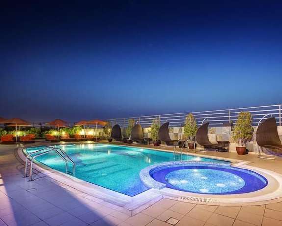 Imagen del bar/restaurante del Hotel Apartamento Icon Delux. Foto 8