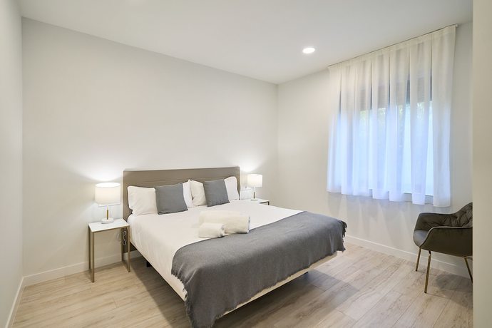 Imagen de la habitación del Hotel Apartamento Ines Luna Suites. Foto 3