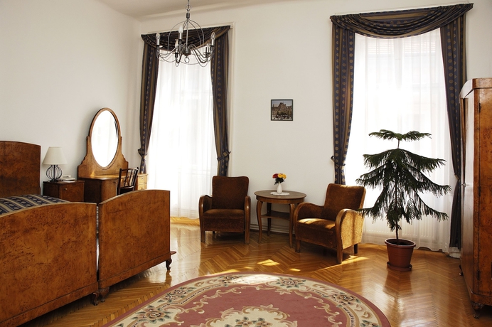 Imagen general del Hotel Apartamento Maroon & Moss Residence. Foto 1