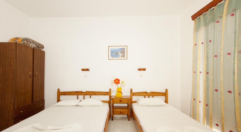 Imagen de la habitación del Hotel Apartamento Maroula Studios. Foto 4