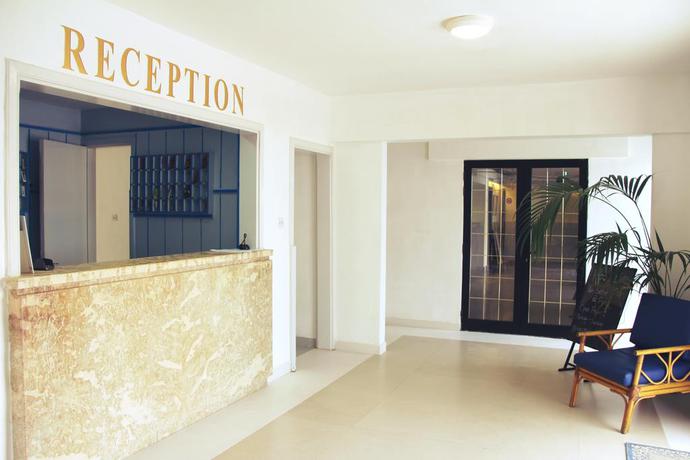 Imagen general del Hotel Apartamento Mavina Hotel and Apartments. Foto 9