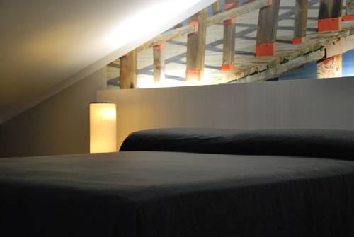 Imagen de la habitación del Hotel Apartamento Meseguer, Alcañiz. Foto 11