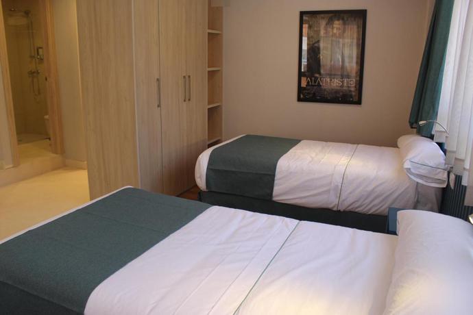 Imagen de la habitación del Hotel Apartamento Modo. Foto 3