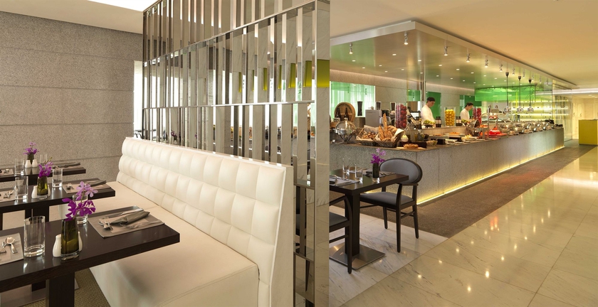 Imagen del bar/restaurante del Hotel Apartamento Nassima Tower Hotel Apartments. Foto 3