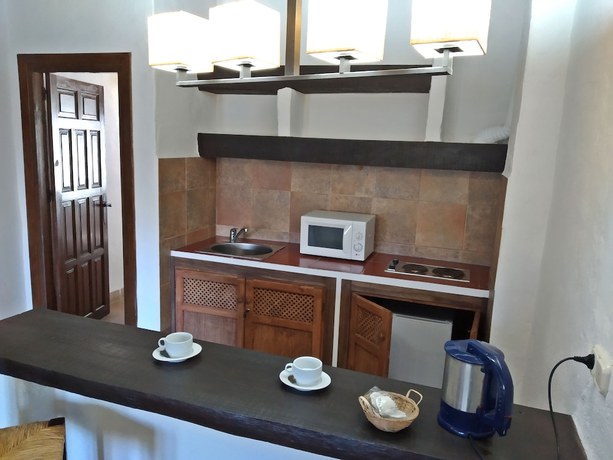 Imagen de la habitación del Hotel Apartamento Nueva Alcazaba. Foto 6