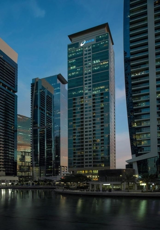 Imagen de los exteriores del Hotel Apartamento Oaks Liwa Heights Suites. Foto 2