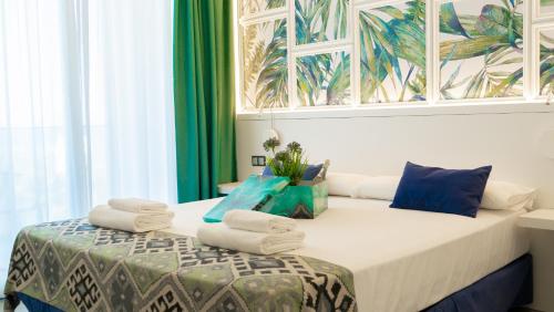 Imagen general del Hotel Apartamento Playa de la Plata. Foto 9