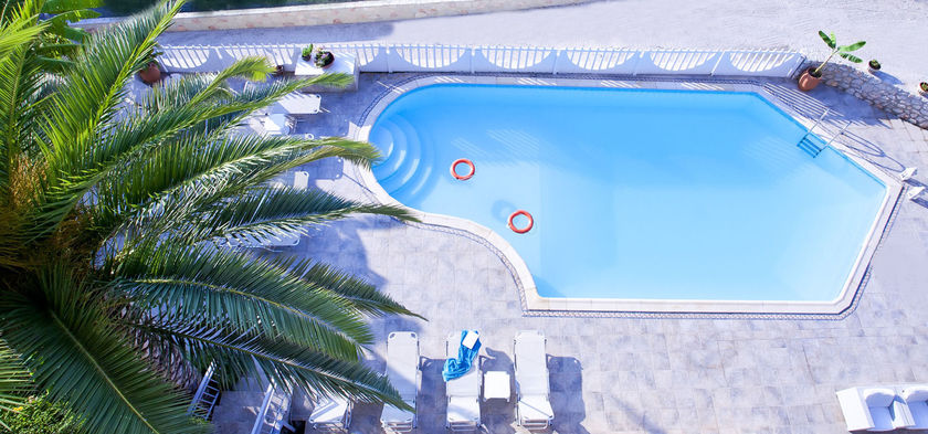 Imagen del bar/restaurante del Hotel Apartamento Viaros. Foto 4