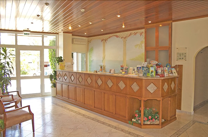 Imagen de los interiores del Hotel Apartamento Wot Algarve. Foto 16