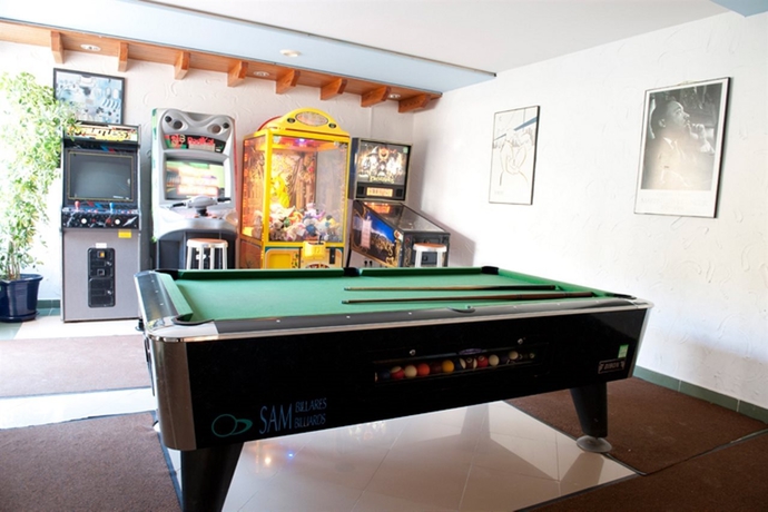 Imagen general del Hotel Apartamento s El Pinar. Foto 10