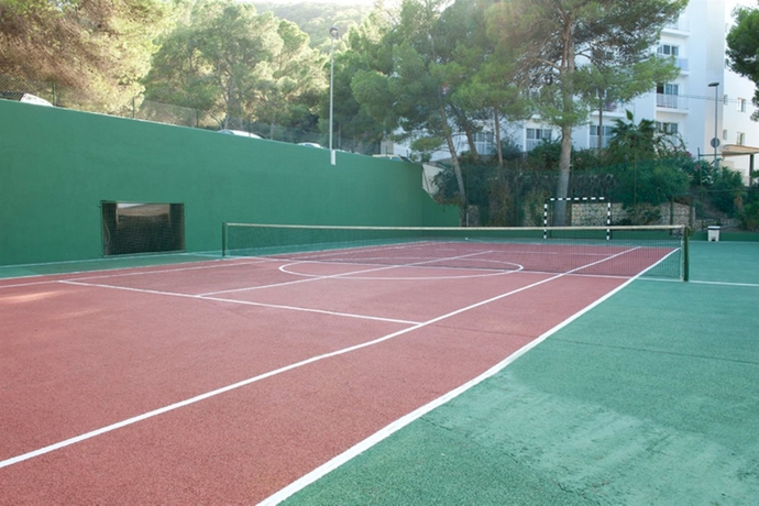 Imagen general del Hotel Apartamento s El Pinar. Foto 11