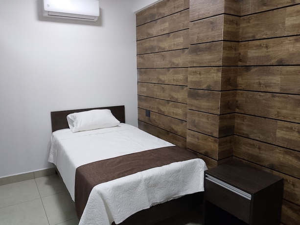 Imagen de la habitación del Hotel Apartamentos ARTECI. Foto 6