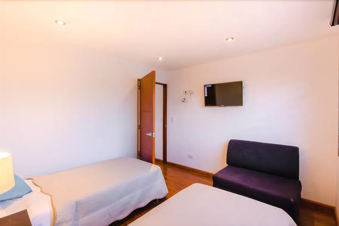 Imagen de la habitación del Hotel Apartamentos Aeropuerto Corferias. Foto 2