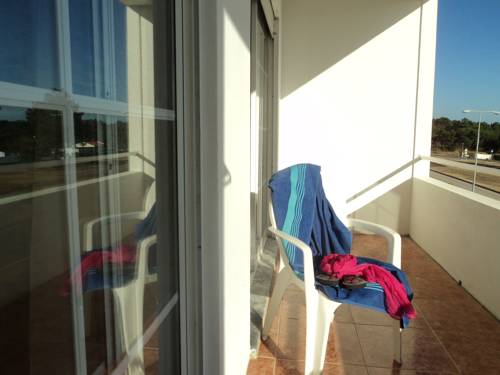 Imagen de la habitación del Hotel Apartamentos Al Tarik. Foto 5