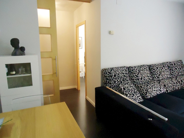 Imagen de los interiores del Hotel Apartamentos Alba Park Fenals. Foto 11