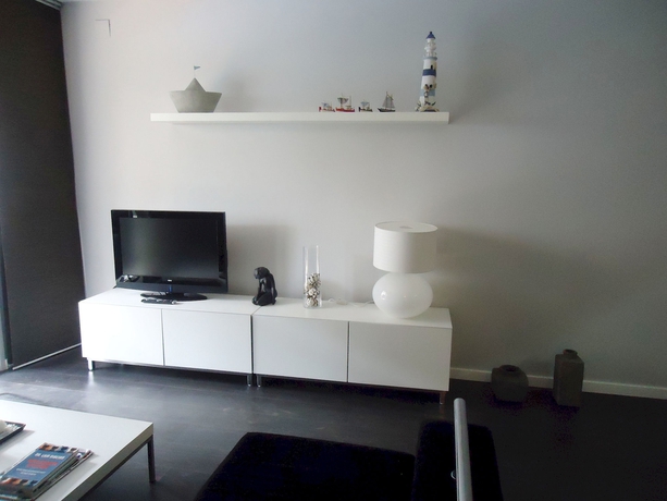 Imagen de los interiores del Hotel Apartamentos Alba Park Fenals. Foto 12