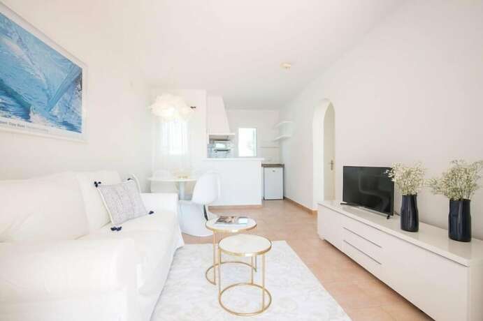 Imagen de la habitación del Hotel Apartamentos Annabel\'s. Foto 19