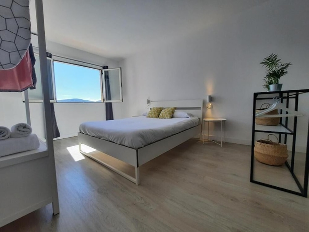 Imagen de la habitación del Hotel Apartamentos Avanel. Foto 7