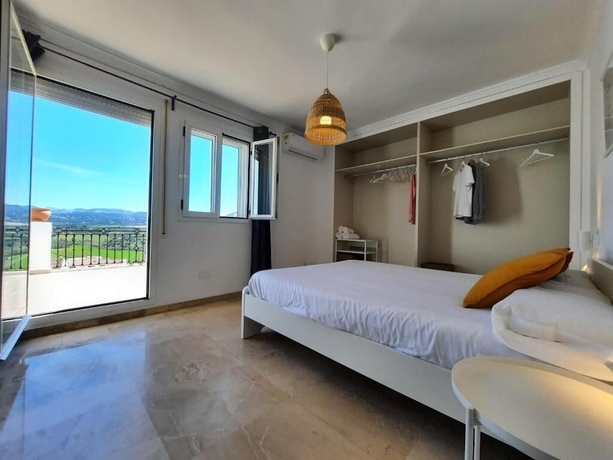 Imagen de la habitación del Hotel Apartamentos Avanel. Foto 11