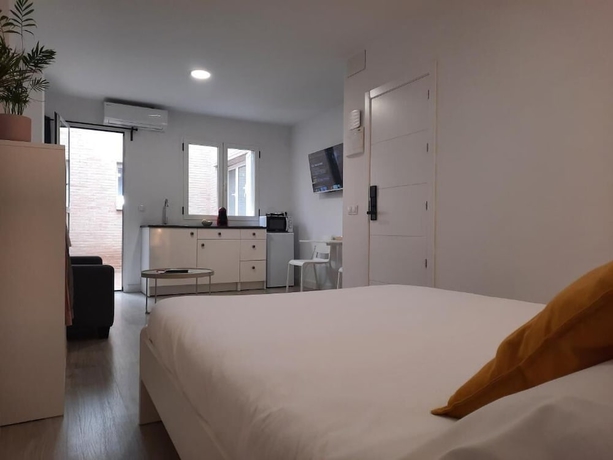 Imagen de la habitación del Hotel Apartamentos Avanel. Foto 12