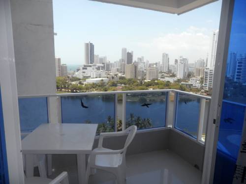 Imagen de la habitación del Hotel Apartamentos Bacanos. Foto 6