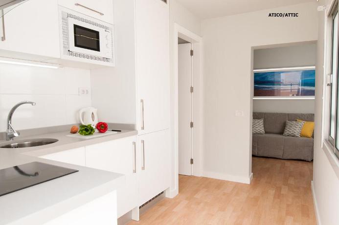 Imagen general del Hotel Apartamentos Bajamar. Foto 17